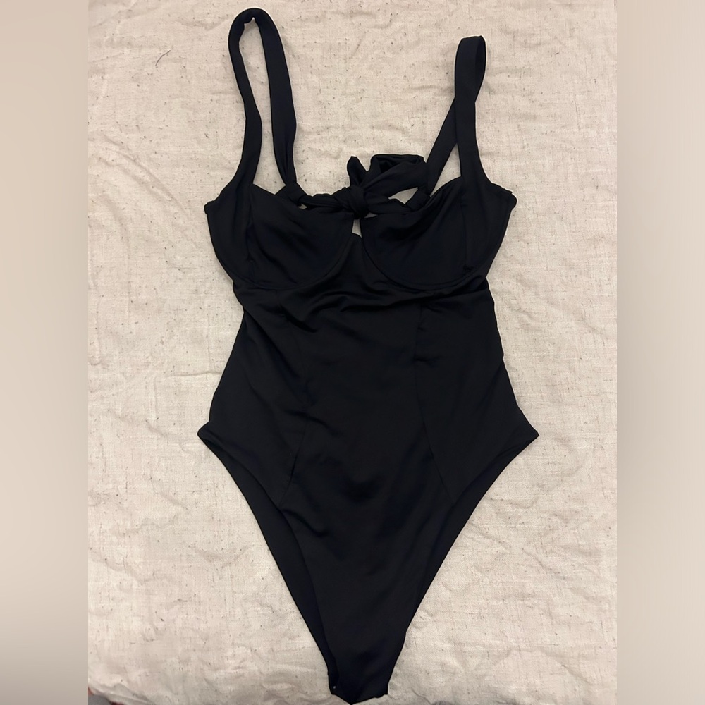L*Space Kendal One Piece Swimsuit - Picture 4 of 6